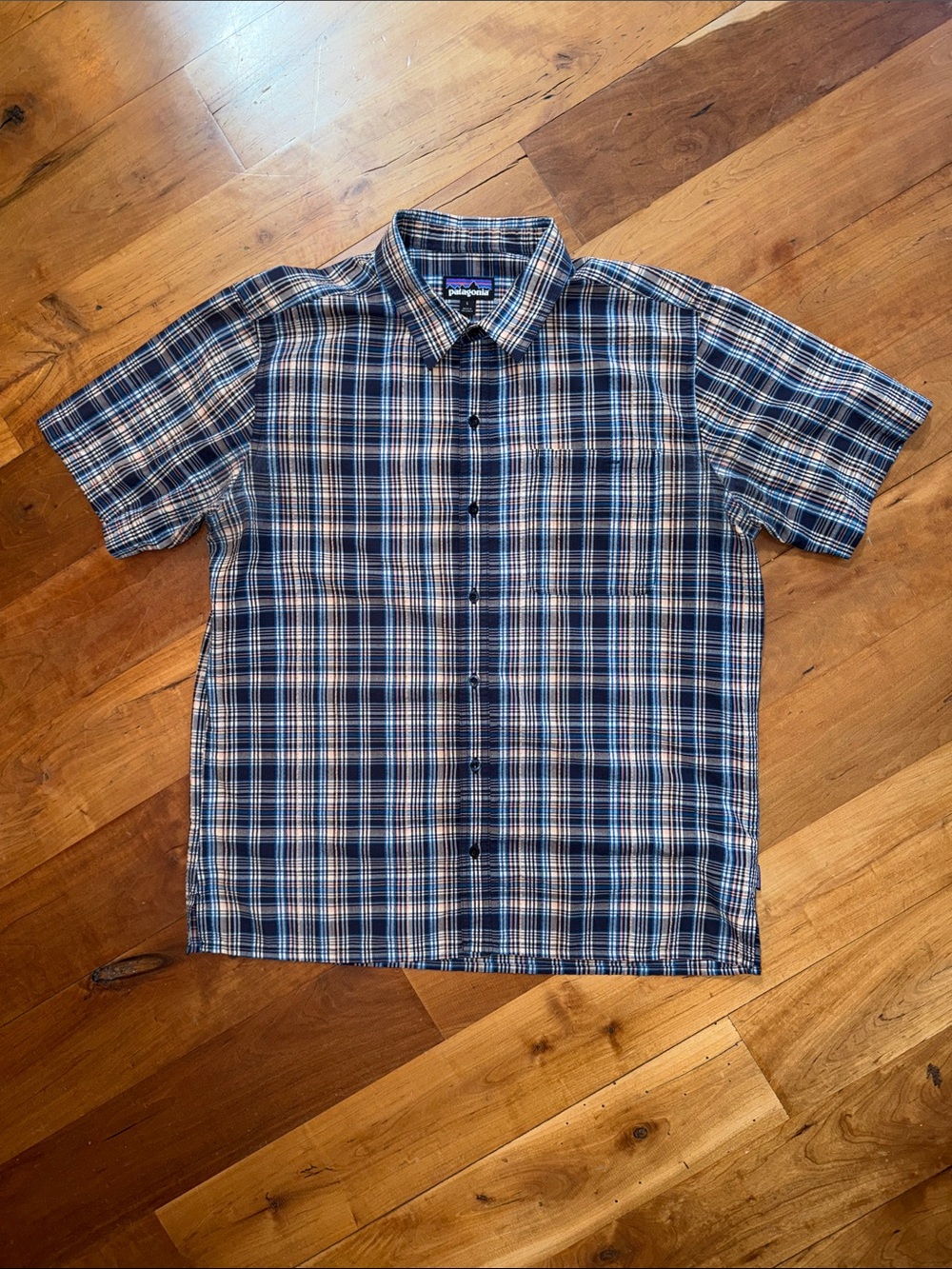 Patagonia Puckwerware Short Sleeve Shirt – Rose Valley Seersucker – L